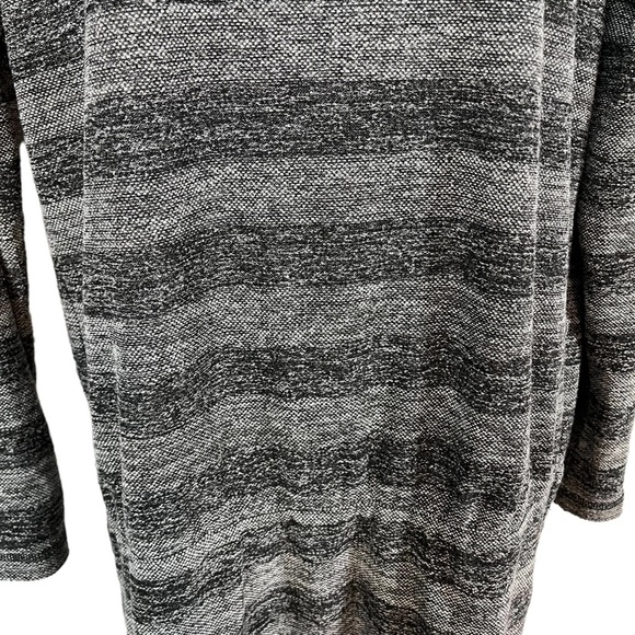 LOU & GRAY Wide Horizontal Stripe Knit Casual Long Sleeve Knee Length Dress sz M - Picture 3 of 16